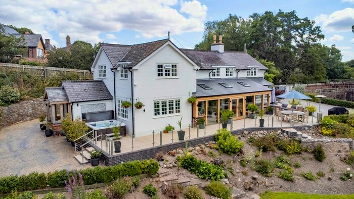 3 Bedroom Cottage For Sale In Llanyblodwel, Oswestry, SY10