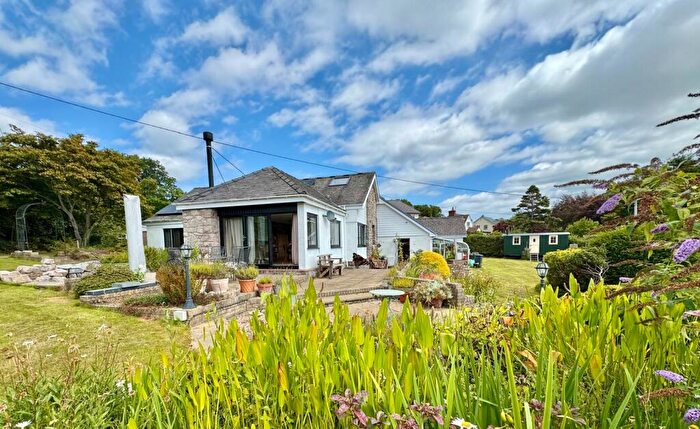 4 Bedroom Detached Bungalow For Sale In Tyn Y Groes, LL32