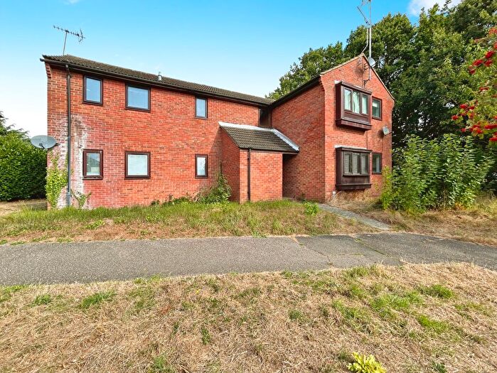 Studio To Rent In Henniker Gate, Springfield, Chelmsford, CM2