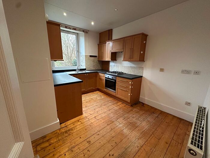 2 Bedroom Flat To Rent In Sunnybank Place, Aberdeen, AB24