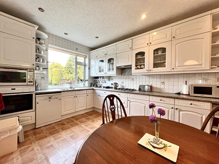 5 Bedroom Detached House For Sale In Oakwood Drive, Fulwood, PR2