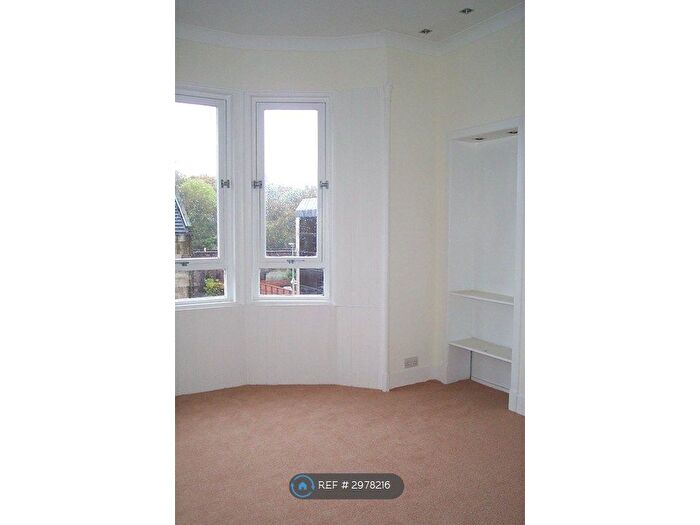 2 Bedroom Flat To Rent In St. James Street, Paisley, PA3