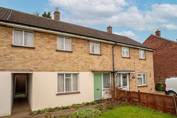 3 Bedroom Terraced House For Sale In Kings Hedges Road, Cambridge, CB4