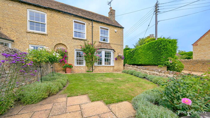 4 Bedroom Semi Detached House For Sale In Barrowden, LE15