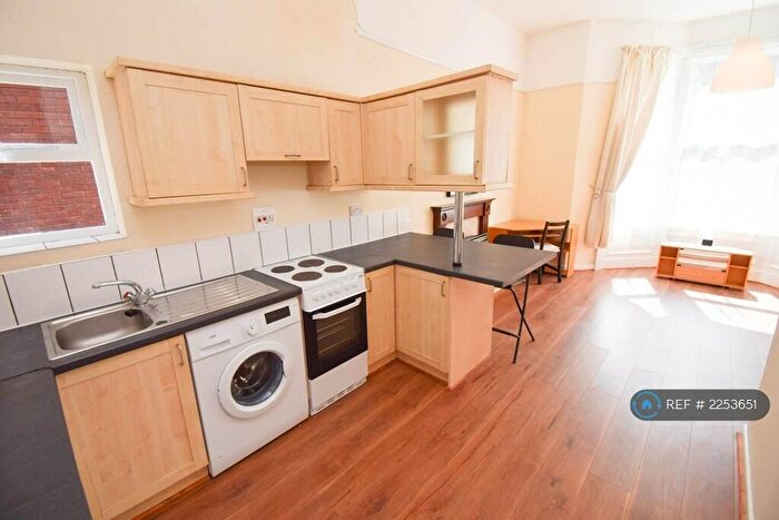 1 Bedroom Flat To Rent In Lambton Road, Newcastle Upon Tyne, NE2