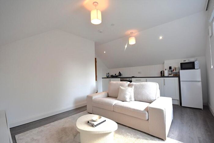 2 Bedroom Apartment To Rent In Flat, Egerton Street, Cardiff, CF5