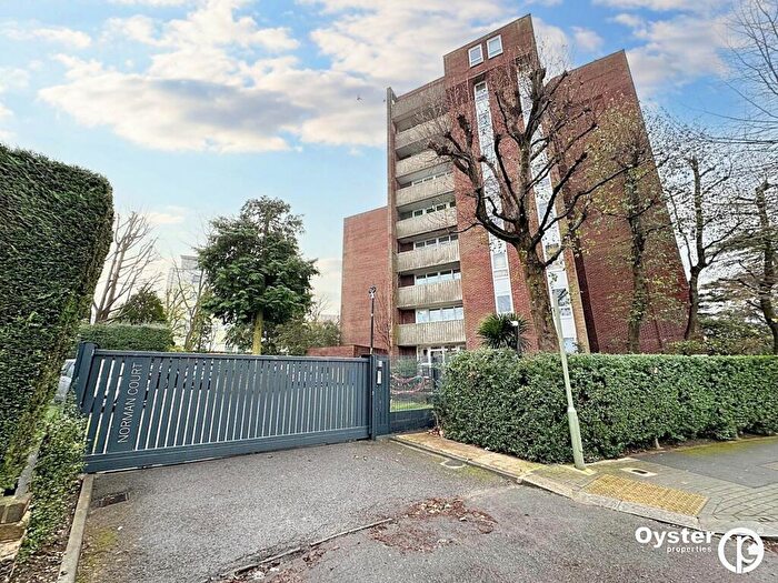 2 Bedroom Flat To Rent In Nether Street, Norman Court Nether Street, N3