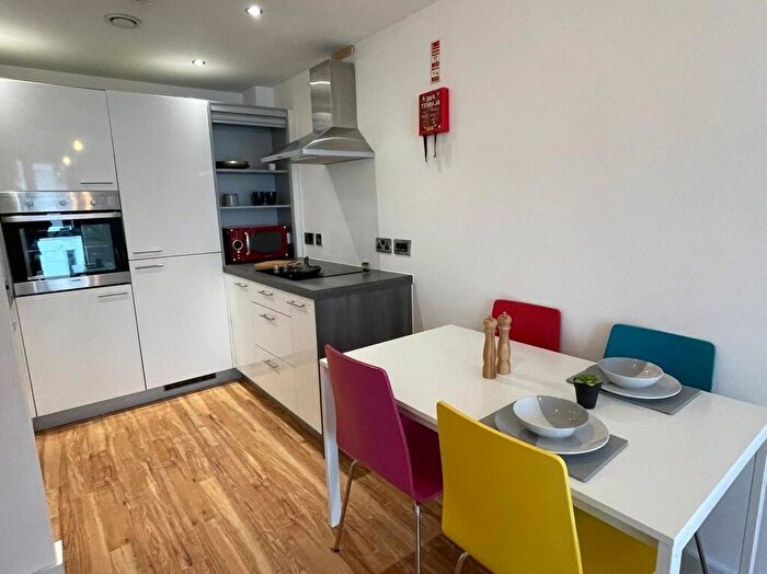 1 Bedroom Flat To Rent In The Courtyard, Stanhope St, Liverpool, L8