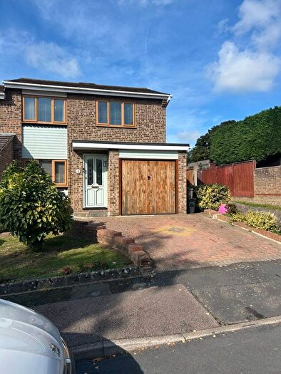 3 Bedroom End Terrace House To Rent In Ward Close, EN7
