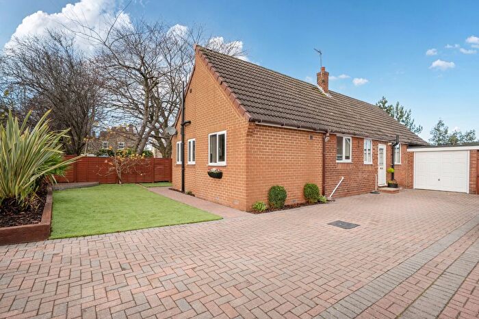 4 Bedroom Bungalow For Sale In Back Lane, Farsley, Pudsey, West Yorkshire, LS28