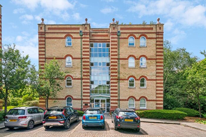 2 Bedroom Flat To Rent In Keble Place, Barnes, SW13