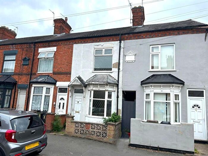 3 Bedroom Terraced House For Sale In Clifford Street, South Wigston, LE18