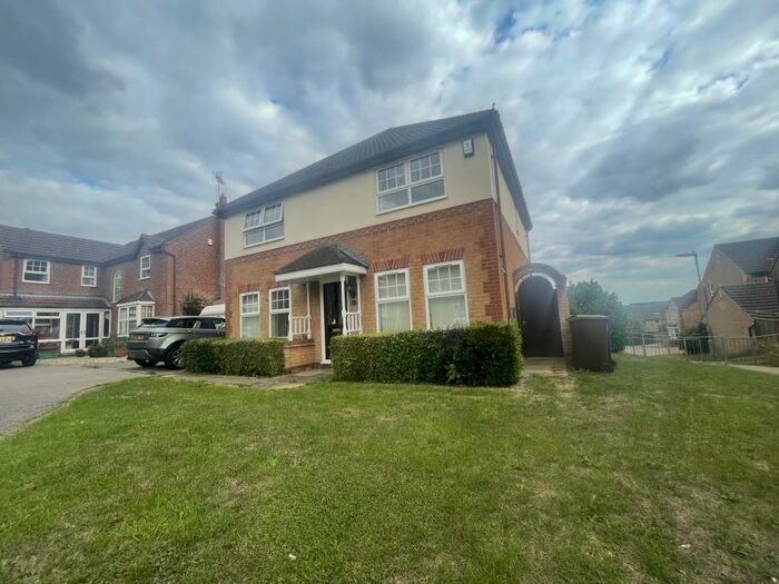 4 Bedroom House To Rent In Primula Close, Northampton, NN3