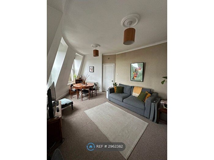1 Bedroom Flat To Rent In Bank Chambers, London, N8