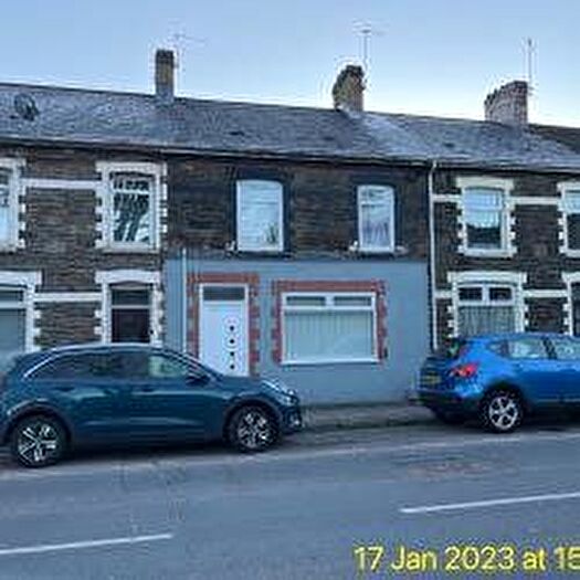 1 Bedroom Flat To Rent In Commercial Street, Risca, Newport, NP11