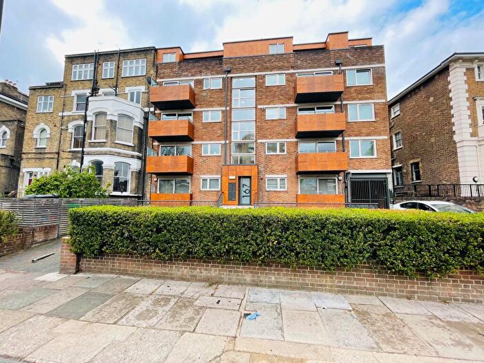 1 Bedroom Flat To Rent In Embassy Lodge, Green Lanes, London, N16