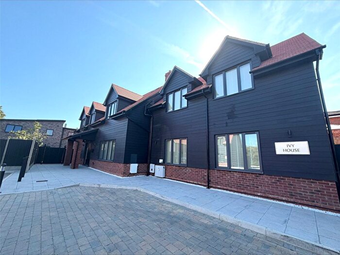5 Bedroom Detached House To Rent In Watling Street, Radlett, Hertfordshire, WD7