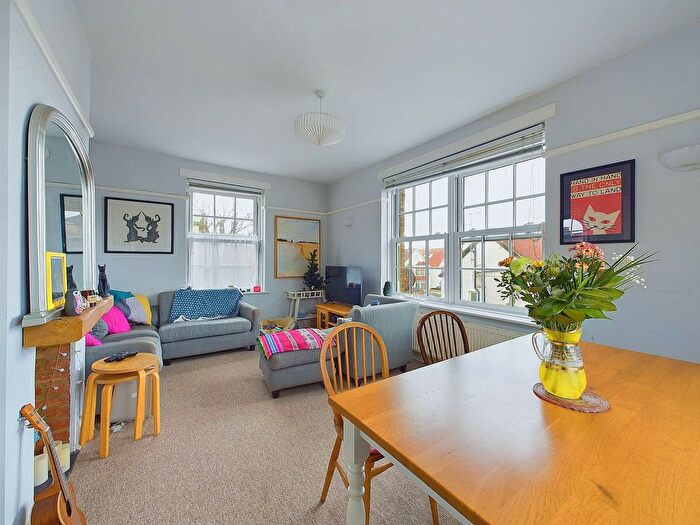 3 Bedroom Flat For Sale In Portland Road, Hove, BN3