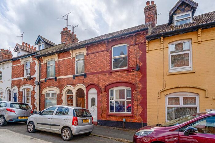 2 Bedroom Terraced House For Sale In Carlton Street, Kettering, NN16