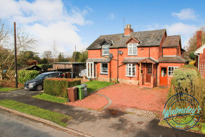 4 Bedroom Semi-Detached House For Sale In Yew Tree, Back Lane, Coventry, CV7