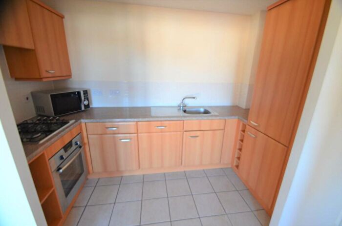 2 Bedroom Flat To Rent In Bressay Drive, Mill Hill, NW7