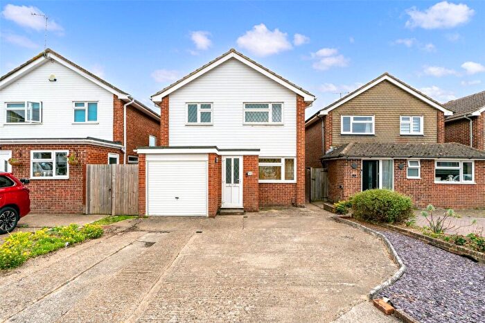 3 Bedroom Detached House To Rent In Tavy Road, Worthing, West Sussex, BN13