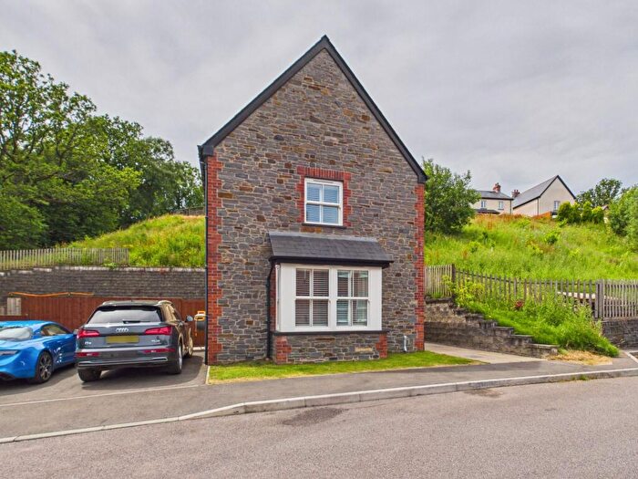 3 Bedroom Detached House For Sale In Sycamore Road, Blaenavon, NP4