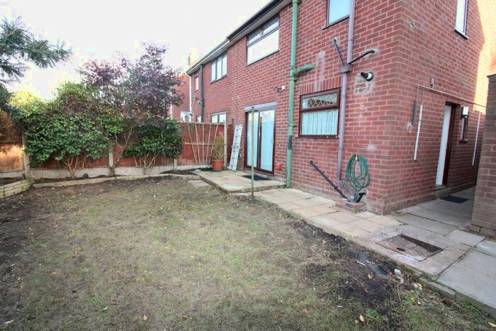 2 Bedroom Terraced House To Rent In Bealeys Avenue, Wednesfield, Wolverhampton, WV11