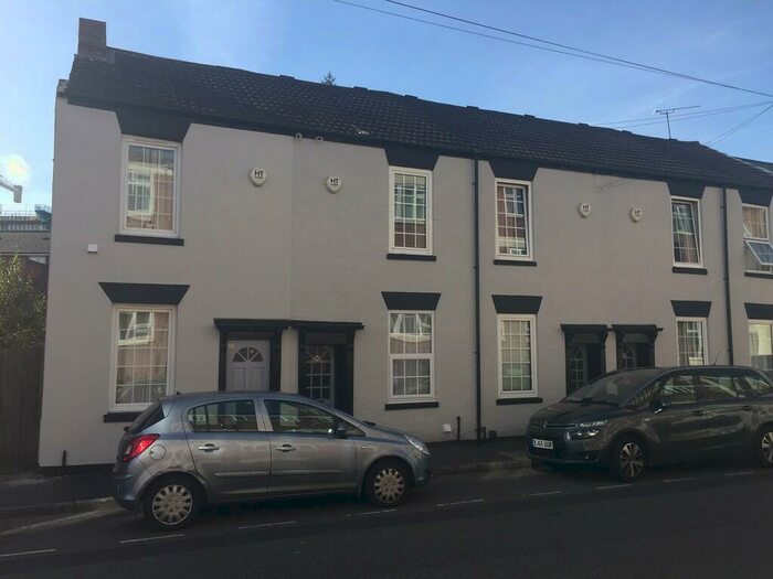 2 Bedroom Terraced House To Rent In Alma Street, Coventry, CV1