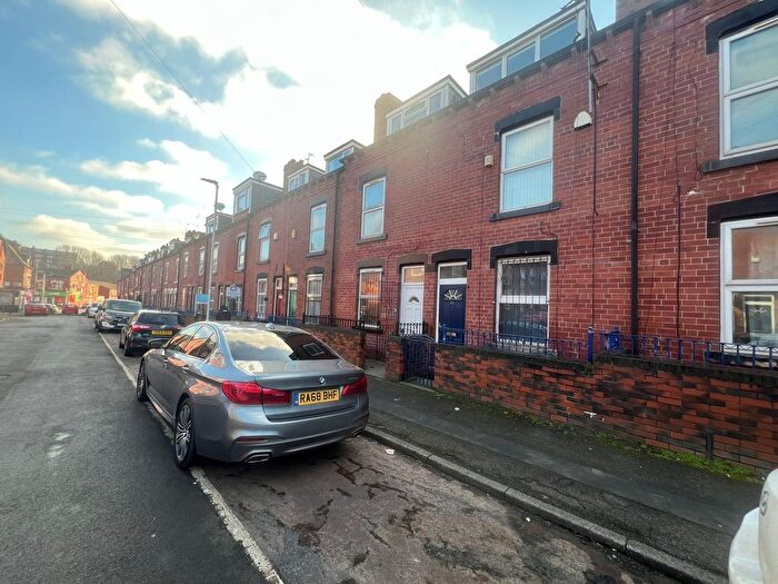 4 Bedroom Terraced House To Rent In Burley Lodge Road, Leeds, West Yorkshire, LS6