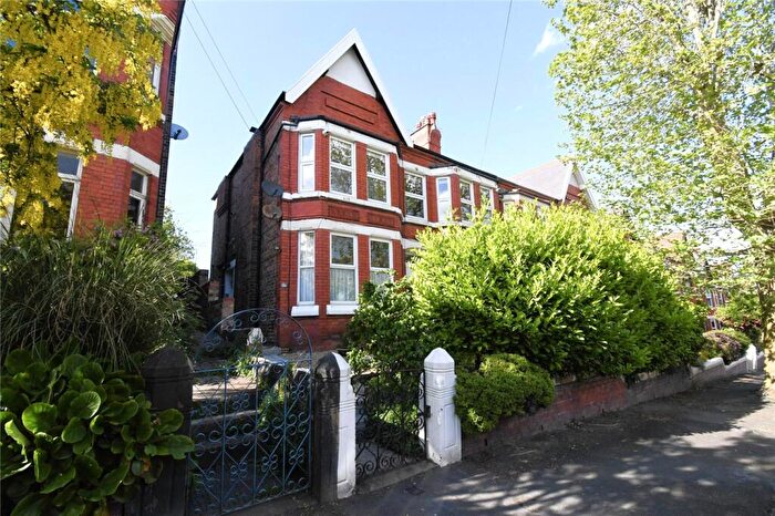 3 Bedroom Maisonette For Sale In Caithness Drive, Wallasey, Wirral, CH45