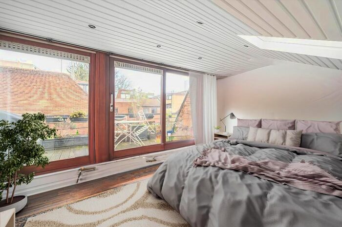 4 Bedroom Flat To Rent In Belsize Village, Belsize Park, NW3