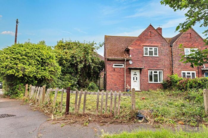 3 Bedroom Semi-Detached House For Sale In Vauxhall Avenue, Canterbury, CT1