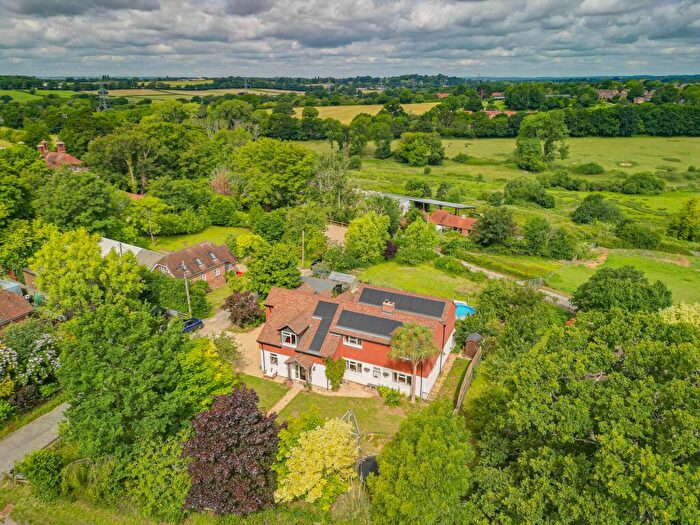 5 Bedroom Detached House For Sale In Botley Road, Bishops Waltham, SO32