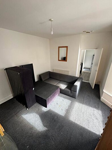 Studio To Rent In Gillot Road, Edgbaston, Birmingham, West Midlands, B16