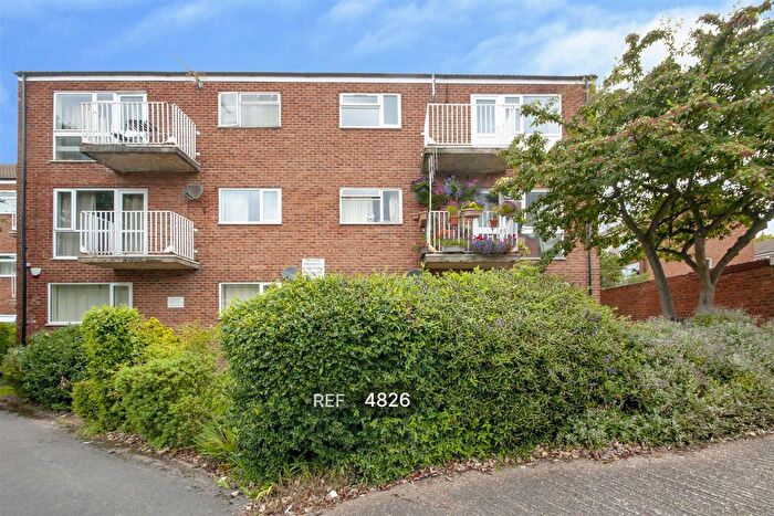 2 Bedroom Flat To Rent In Glover House, Derwent Crescent, Arnold, Nottingham, NG5