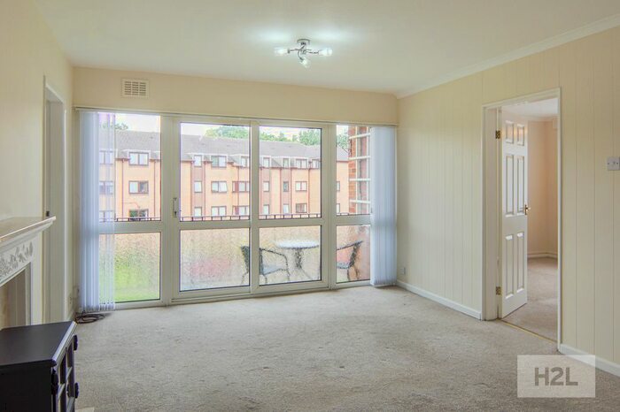 2 Bedroom Flat To Rent In Sutherland Avenue, Coventry, CV5