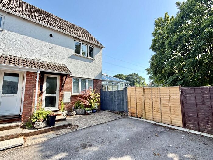 1 Bedroom End Of Terrace House For Sale In Larch Close, Creekmoor, BH17