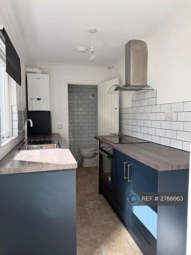 2 Bedroom Semi Detached House To Rent In Till Road, Lowestoft, NR32