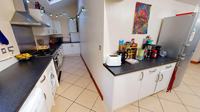 1 Bedroom House To Rent In Rathbone Close, Balsall Heath, B5