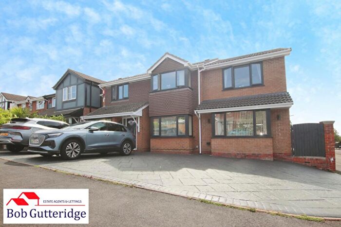 6 Bedroom Detached House For Sale In Walkersgreen Road, Newcastle, ST5