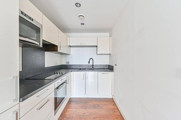 1 Bedroom Flat To Rent In Venice Corte, Lewisham, London, SE13