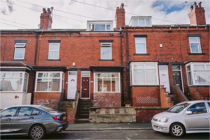 4 Bedroom Terraced House To Rent In Aston View, Leeds, Uk, LS13