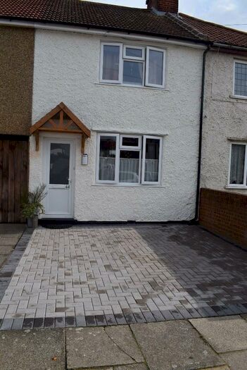 3 Bedroom Terraced House To Rent In Redlands Road, Enfield, Middlesex, EN3