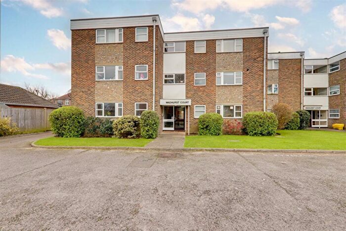 1 Bedroom Flat To Rent In Downview Road, Worthing, BN11