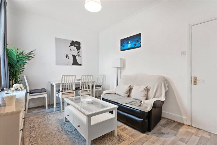 3 Bedroom Terraced House To Rent In Valetta Grove, London, E13