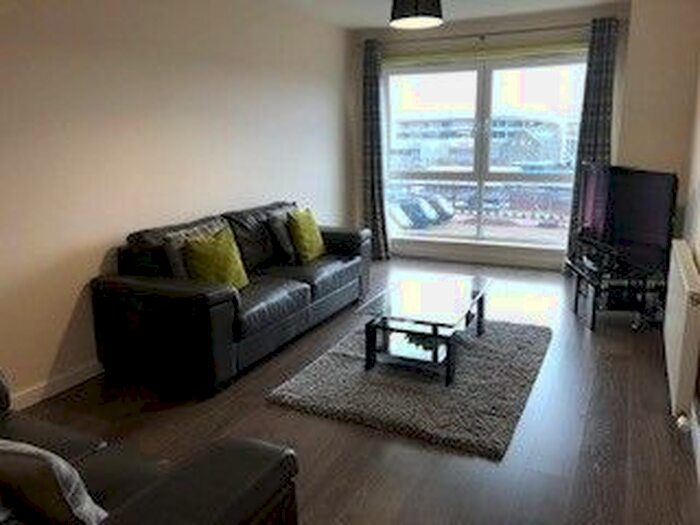 2 Bedroom Flat To Rent In Portland Street, City Centre, Aberdeen, AB11