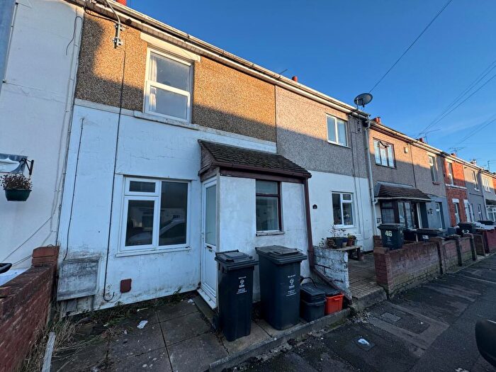 2 Bedroom Terraced House To Rent In Omdurman Street, Swindon, SN2