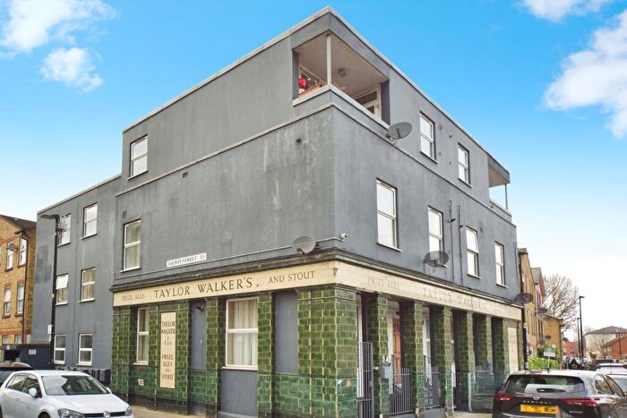 2 Bedroom Flat For Sale In St. Leonards Street, London, E3