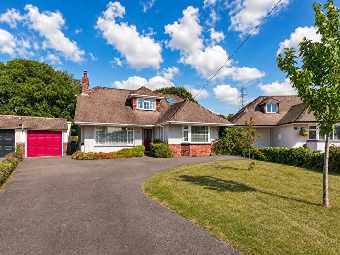 4 Bedroom Detached House For Sale In Rossley Close, Highcliffe, Christchurch, Dorset, BH23